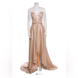 Special Occasion dress/gown by Jovani Size 6